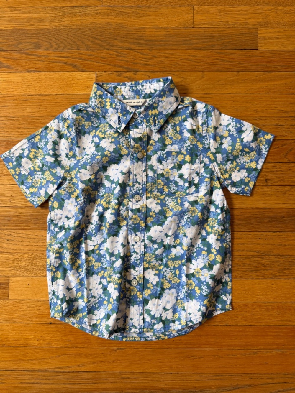 NWOT Janie and Jack Short Sleeve Button Down Blue Floral